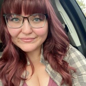 Meet your Posher, Brianna